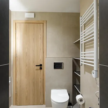 Lumora Living Modern Free Parking Gjirokastra